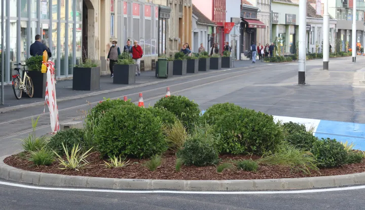 Osijek, 30. 09. 2025, Obilazak završnih radova u Ulici Josiipa Juraja Strossmayera. snimio GOJKO MITIĆ