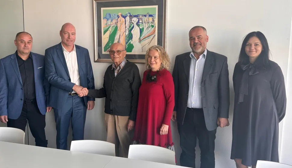 Roto dinamic preuzima Hermo, Fortenova grupa