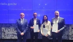 Uručeni su ugovorifoto: VSŽ