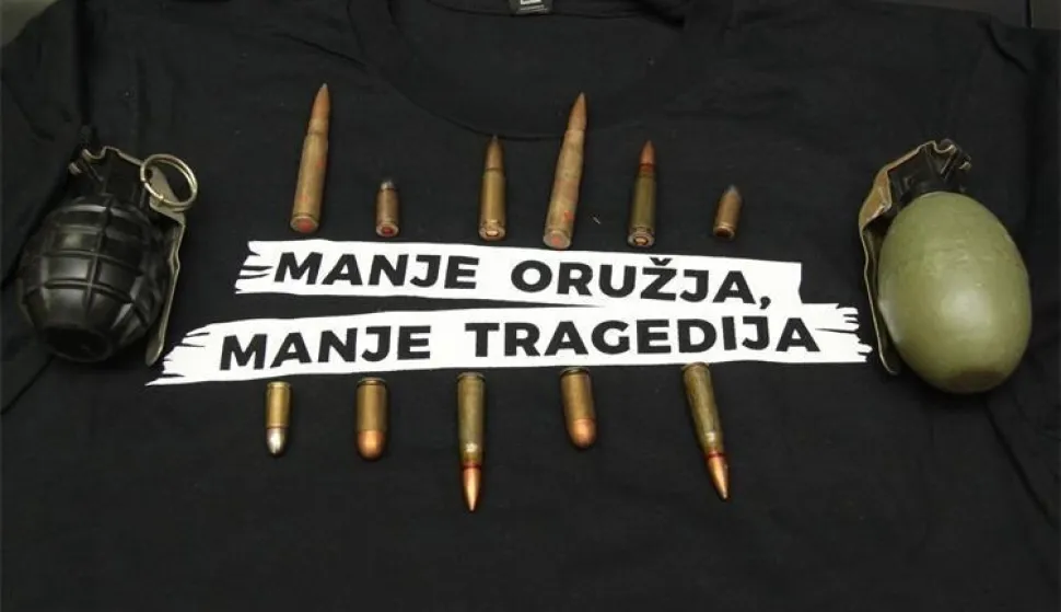 U petak 3. listopada 2025. na području Požege, građanin koji je želio ostati anoniman je policijskim službenicima predao ručnu bombu, tri tijela rasprskavajuće protupješačke mine i ukupno 118 komada streljiva.