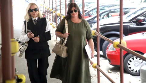 Zagreb, 02.09.2025 - Sjednica Optužnog vijeća za Gabrijelu Žalac za kazneno djelo protiv službene dužnosti - zlouporaba položaja i ovlasti. Na fotografiji odvjetnica Jadrnaka Sloković, Gabrijela Žalac.foto HINA/ Denis CERIĆ /dc