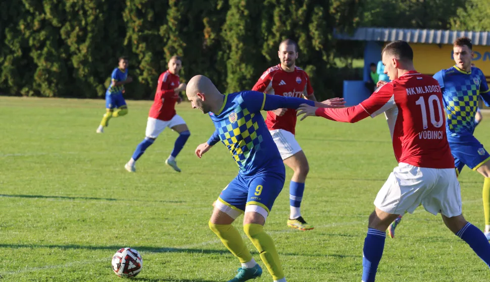 Dardai, 04. 10. 2025, Igralište u Dardi kraj Đole, nogomet, Darda - Mladost (Vođinci), MŽNL Osijek - Vinkovci.snimio GOJKO MITIĆ