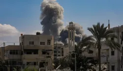 epa12436781 Smoke rises following Israeli air strikes during an Israeli military operation in Gaza City, Gaza Strip, 07 October 2025. According to the UN around 90 percent of the population or 1.9 million people in Gaza have been displaced since the start of the conflict. More than 67,000 Palestinians have been killed in the Gaza Strip since October 2023, according to the Palestinian Ministry of Health, and about 1,200 Israelis have been killed since the launch of an Israeli military campaign in response to a cross-border attack by Hamas on 07 October 2023. EPA/MOHAMMED SABER
