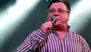 osijek, 14 veljače 2014, dvorana gradski vrt, koncert, halid belić, ljubavni dernek na valentinovosnimio zdenko puić------MOZAIK, 3 stupca