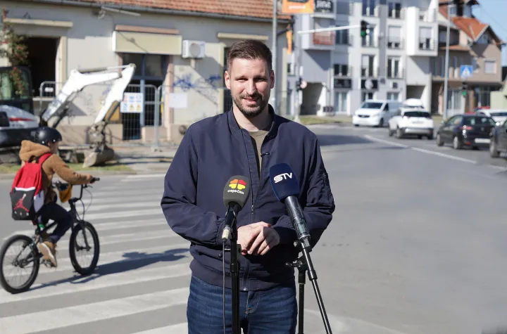 Osijek, 10. 10. 2025., Kanižlićeva 48b, početak radova, početak ru&scaron;enja, ru&scaron;evna zgrada, ru&scaron;enje, obilazak radova, Ivan RadićSNIMIO BRUNO JOBST
