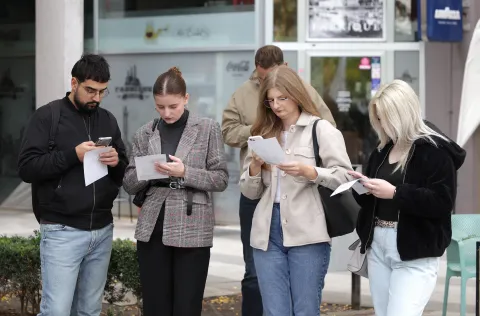 Osijek, 09. 10. 2025., Trg slobode, Dan otvorenih vrata, EU projekti, studenti, student, predavanje, mi&scaron;ljenje studenata, raspravaSNIMIO BRUNO JOBST