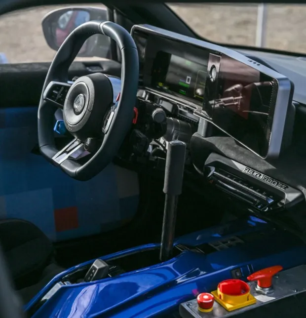 Mali superautomobil Renault 5 Turbo 3E po početnoj cijeni od 160.000 eura