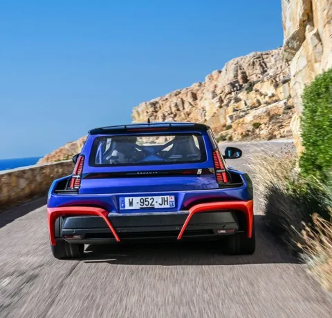 Mali superautomobil Renault 5 Turbo 3E po početnoj cijeni od 160.000 eura