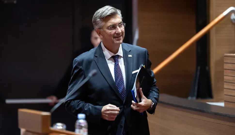 Zagreb, 15.09.2025 - Predsjednik Vlade Andrej Plenković podnio je izvješće o sastancima Europskog vijeća, u Hrvatskom saboru.foto HINA/ Damir SENČAR/ ds