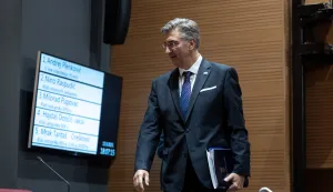 Zagreb, 15.09.2025 - Predsjednik Vlade Andrej Plenković podnio je izvješće o sastancima Europskog vijeća, u Hrvatskom saboru.foto HINA/ Damir SENČAR/ ds