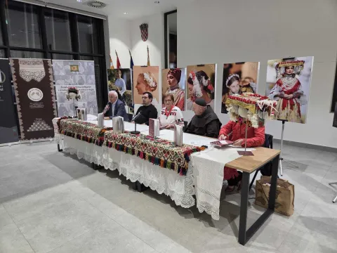 Udruga &scaron;okci