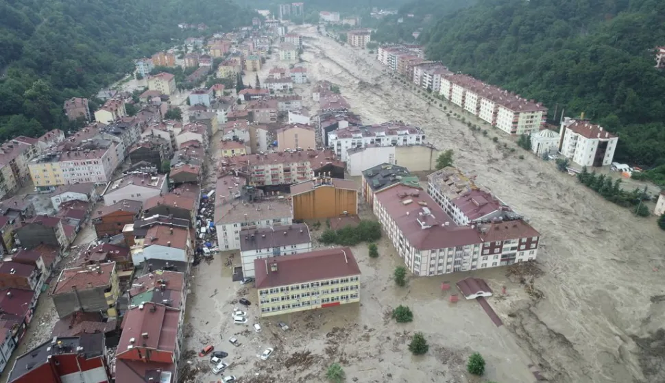 epa09410638 A drone photo shows an aerial view of flooded buildings due to heavy rains in Bozkurt district of Kastamonu, Turkey, 11 August 2021 (issued 12 August 2021). At least one person was killed and several are missing due to flooding in Northern Turkey. TURKEY OUT, USA OUT, UK OUT, CANADA OUT, FRANCE OUT, SWEDEN OUT, IRAQ OUT, JORDAN OUT, KUWAIT OUT, LEBANON OUT, OMAN OUT, QATAR OUT, SAUDI ARABIA OUT, SYRIA OUT, UAE OUT, YEMEN OUT, BAHRAIN OUT, EGYPT OUT, LIBYA OUT, ALGERIA OUT, MOROCCO OUT, TUNISIA OUT, AZERBAIJAN OUT, ALBANIA OUT, BOSNIA HERZEGOVINA OUT, BULGARIA OUT, KOSOVO OUT, CROATIA OUT, MACEDONIA OUT, MONTENEGRO OUT, SERBIA OUT, TURKEY OUT, USA OUT, UK OUT, CANADA OUT, FRANCE OUT, SWEDEN OUT, IRAQ OUT, JORDAN OUT, KUWAIT OUT, LEBANON OUT, OMAN OUT, QATAR OUT, SAUDI ARABIA OUT, SYRIA OUT, UAE OUT, YEMEN OUT, BAHRAIN OUT, EGYPT OUT, LIBYA OUT, ALGERIA OUT, MOROCCO OUT, TUNISIA OUT, AZERBAIJAN OUT, ALBANIA OUT, BOSNIA HERZEGOVINA OUT, BULGARIA OUT, KOSOVO OUT, CROATIA OUT, MACEDONIA OUT, MONTENEGRO OUT, SERBIA OUT EPA/UMIT YORULMAZ
