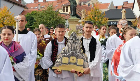 Požega, svetkovina sv. Terezije, za&scaron;titnice pože&scaron;ke Katedrale