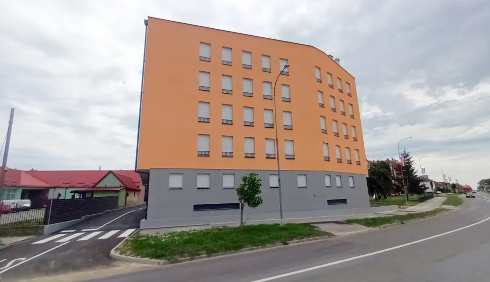 Zgrada s 33 stana u Osječkoj ulici u Belom Manastiru, izgrađena 2023. godine