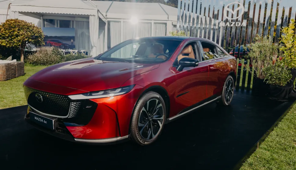 Mazda 6e