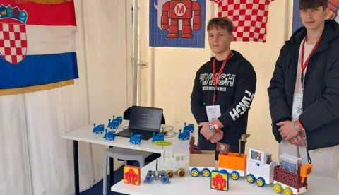 Predstavili svoj “Pametni vlak”