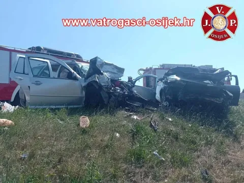 Prometna nesreća na osječkoj zapadnoj obilaznici u kojoj je jedan vozač poginuo