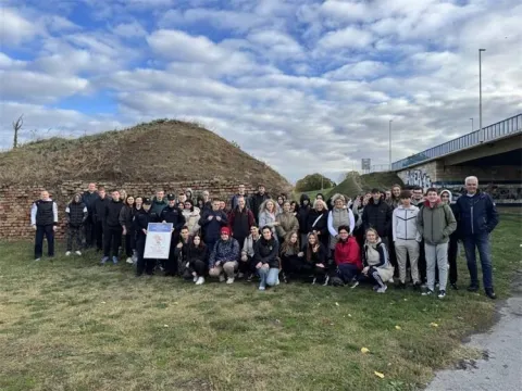 Srednja &scaron;kola Davor Milas i preventivni projekt ''Zdrav za 5'' obilježili 28 godina postojanja &scaron;etnje ''Taban'', listopad 2025.