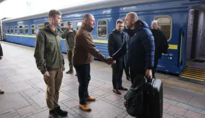 Potpredsjednik Vlade i ministar obrane Ivan Anušić stigao je jutros u dvodnevni službeni posjet Ukrajini gdje će se u Kijevu u ponedjeljak, 27. listopada 2025., sastati s ukrajinskim ministrom obrane Denisom Šmihalom. 