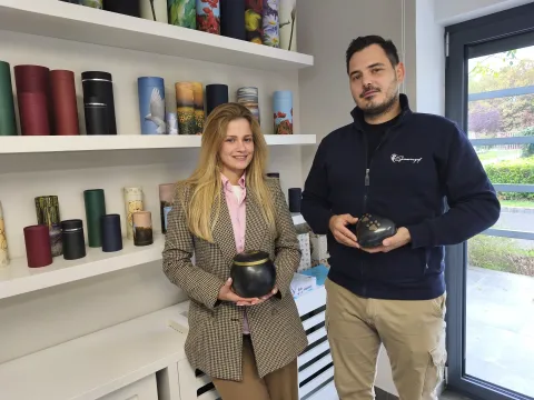 Počivalište kućnih ljubimaca Spomengaj, Marija Filipović i Tomislav Baća