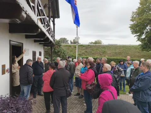Slovenski turisti u Muzeju u Županjifoto: TZ Županje