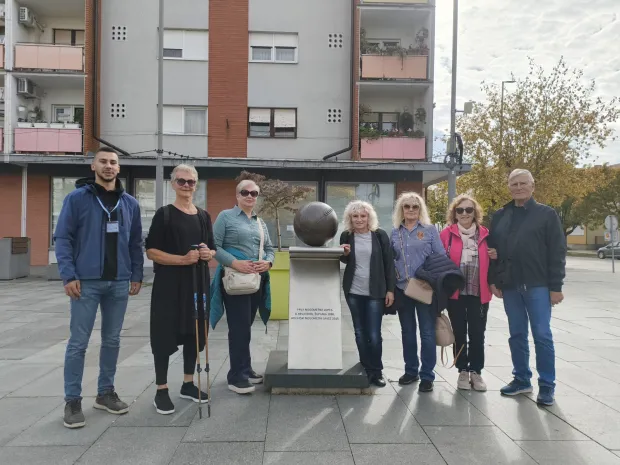 Karlo Maroševac sa sugrađanimaustupljeno