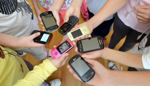 06.09.2013., III. osnovna skola, Varazdin - U III. osnovnoj skoli na inicijativu ucenika i roditelja postavljeni su sigurni ormarici u koje djeca stavljaju svoje vrijedne stvari. Photo: Marko Jurinec/PIXSELL------3xcolor osijek