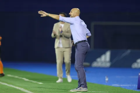Zagreb, 27.8.2023.- Utakmica 6. kola HNL-a Dinamo - Rijeka na stadionu Maksimir. Na slici nogometai Dinama. trener Rijeke eljko Sopić. foto HINA/ Damir SENČAR/ ua