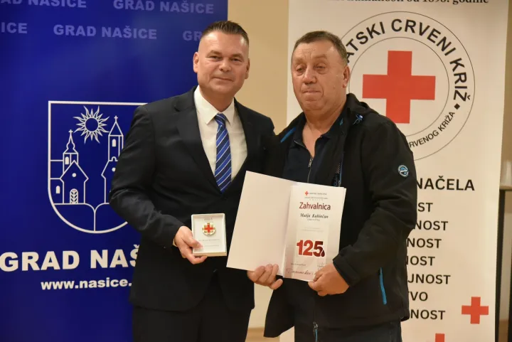 Nagrađeni darivatelji krvi: Dudjak i Kubinčanin dali su krv 125 puta