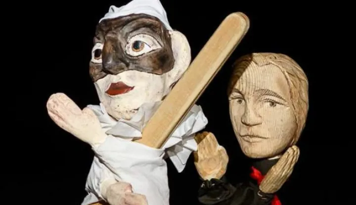 ?Lutkarska predstava Putovanje u sredite sebe u subotu, 15. listopada, u 18 sati na programu je Dječjeg kazalita Branka Mihaljevića. Predstavu izvode studenti Umjetničke akademije u Osijeku, a nastala je kao zavrni ispit Mateje Bublić i Gordana Marijanovića------2x osijek