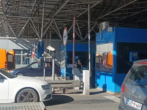 Novi sustav kontrole za državljane trećih zemalja: Očekivao se kolaps, no registracija ipak ide brzo