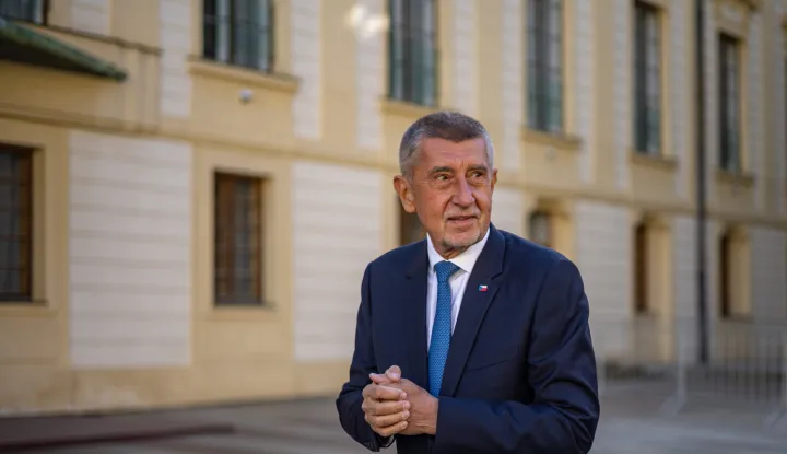 epa12431978 Leader of the ANO (YES) movement Andrej Babis leaves after a meeting with Czech President Petr Pavel following the Czech general elections at the Prague Castle, in Prague, Czech Republic, 05 October 2025. According to final results, Andrej Babis' ANO movement has won 34.5 percent of the vote in the general election. EPA/MARTIN DIVISEK