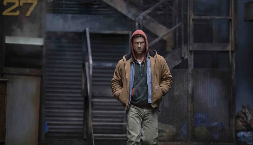 trkačU glavnoj je ulozi Glenn Powell