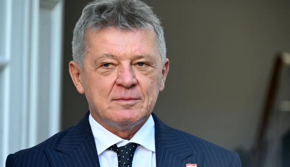 Vukovar, 29.10.2025. - U organizaciji Ministarstva hrvatskih branitelja u prostoru vukovarske Nacionalne memorijalne bolnice "Dr. Juraj Njavro", održana identifikacija posmrtnih ostataka žrtava iz Domovinskog rata, kojoj je nazočio potpredsjednik Vlade i ministar hrvatskih branitelja Tomo Medved i Ivan Turudić..foto HINA/Gordan Panić