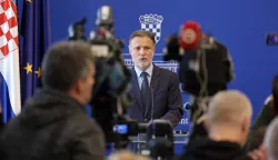 Zagreb, 05.11.2025 - Predsjednik Hrvatskog sabora Gordan Jandroković u srijedu je najoštrije osudio incident u Splitu u kojem je onemogućeno održavanje Dana srpske kulture i program KUD-a iz Novog Sada, kazavši da je time izazvan strah kod predstavnika srpske manjine i nanesena šteta ugledu RH.foto HINA/ Damir SENČAR/ ds