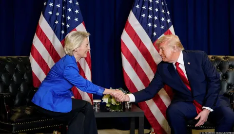 European Commission President Ursula von der Leyen meets with U.S. President Donald Trump during the 80th United Nations General Assembly, in New York City, New York, U.S., September 23, 2025. REUTERS/Al Drago Photo: ALEXANDER DRAGO/REUTERS