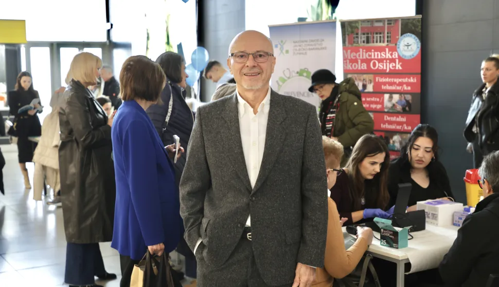 Osijek, 09. 11. 2024., Portanova, Dan šećerne bolesti, obilježavanje, mjerenje šećera, dijabetes, Ivan Klanac - predsjednik Društva za zaštitu od dijabetesa OsijekSNIMIO BRUNO JOBST