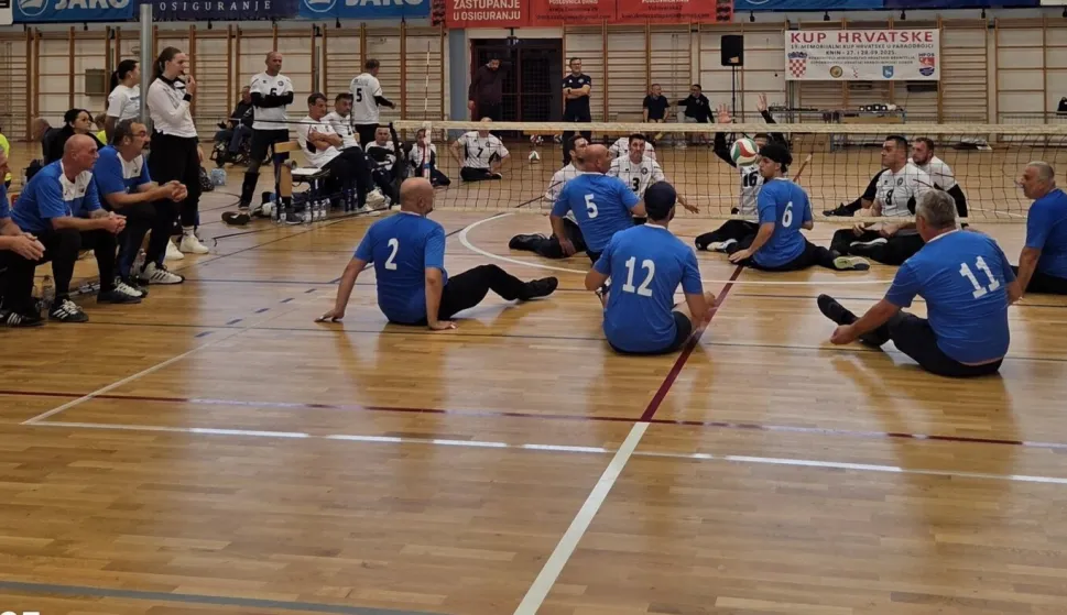 U Gradskom vrtu četiri sjajne utakmice u sjedećoj odbojci