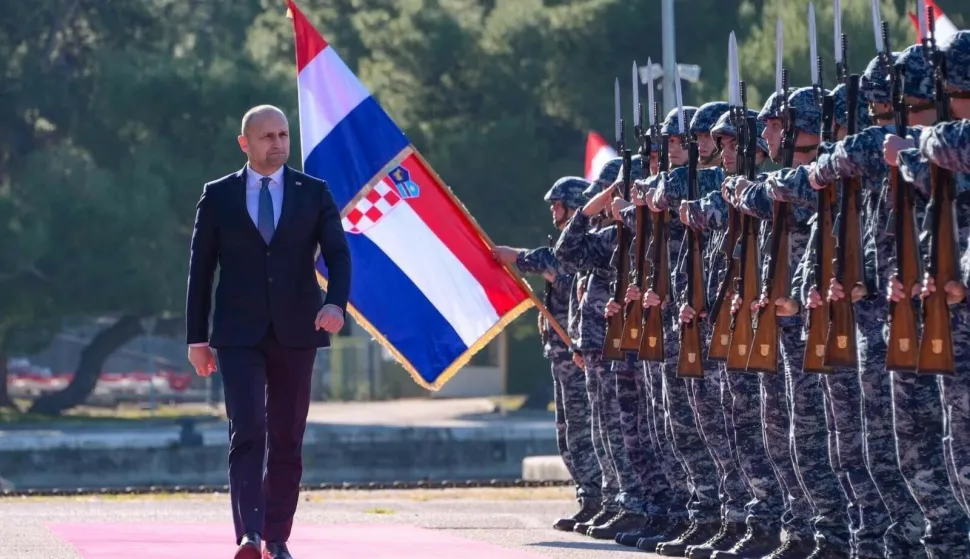 IVAN ANUŠIĆ potpredsjednik vlade i ministar obrane