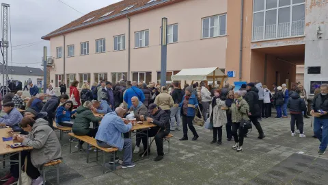Proslava Dana Belog Manastira uz 600 porcija graha, sport i zabavu