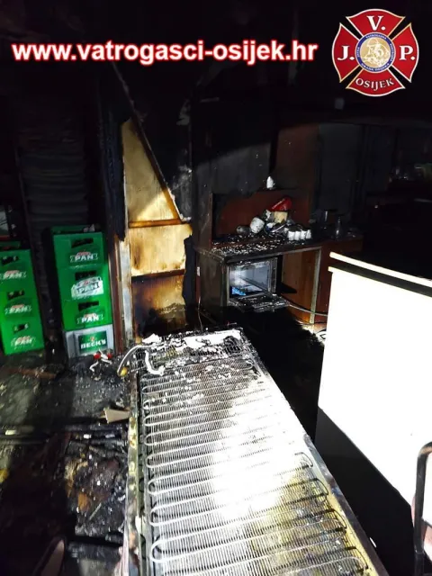 Požar u "Forumu 1", na glavnoj osječkoj tržnici