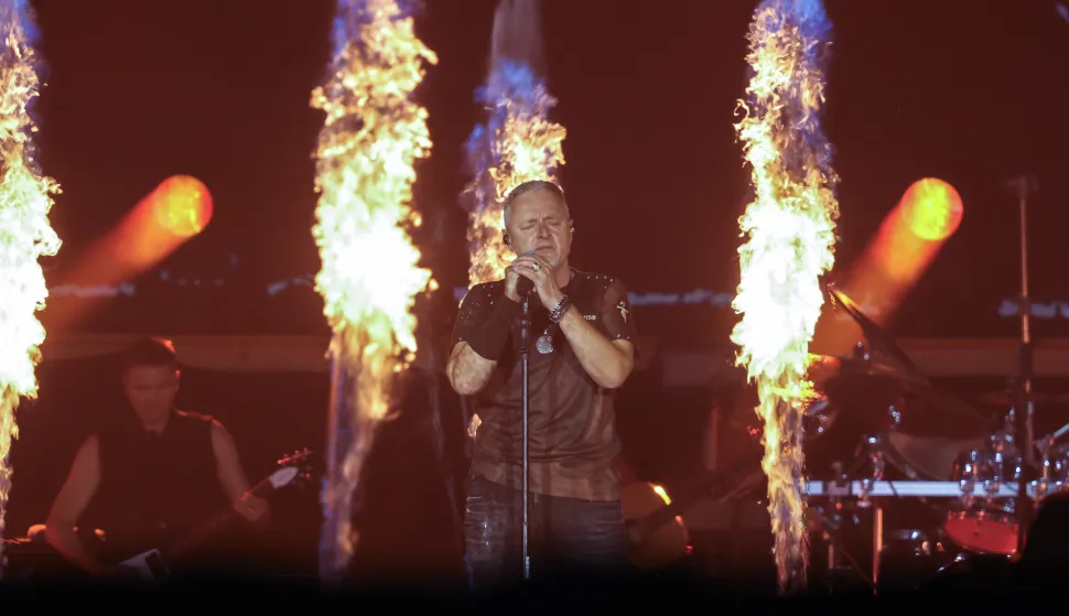 Zagreb, 05.07.2025 - Koncert Marka Perkovića Thompsona na zagrebačkom Hipodromu. Na slici Marko Perkoivć Thompson na pozornici.foto HINA/ Damir SENČAR/ ds