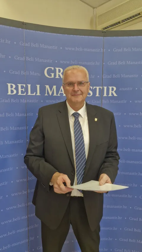 Igor Pavelić, gradonačelnik Belog Manastira