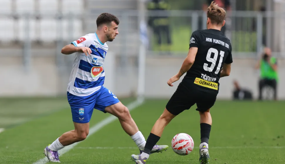 14.09.2025., stadion Opus Arena, Osijek - SuperSport HNL, 6. kolo, NK Osijek - HNK Vukovar 1991. Domagoj Bukvic. Photo: Davor Javorovic/PIXSELL