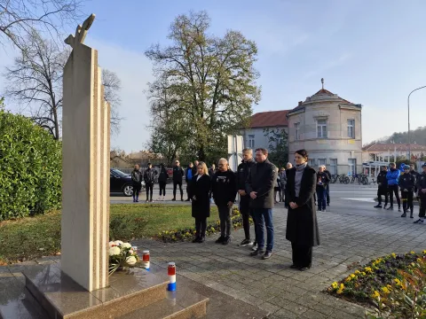 Odavanje počasti u sredi&scaron;tu OrahoviceSNIMIO: VLADIMIR GRGURIĆ