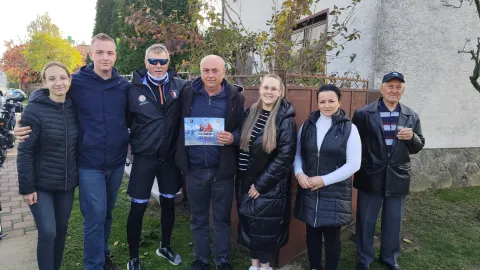 Dražen &Scaron;afar i obitelj Radičanin na dočeku u Ko&scaron;ki SNIMIO: VLADIMIR GRGURIĆ