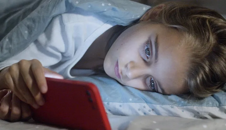 mladi djeca mobitel internet nasilje