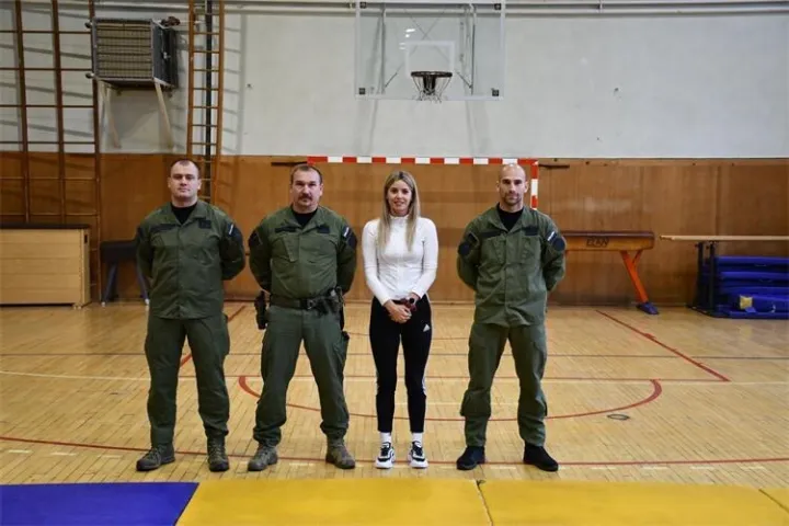 Trening sa specijalcima u Prvoj srednjoj školi Beli Manastir