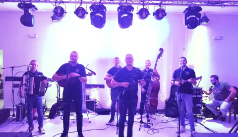 Svirali i pjevali za Ernesta Preloga