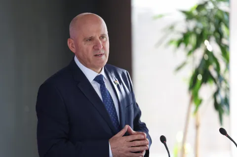 Zagreb, 13.11.2025 - Ministar ministar prostornoga uređenja, graditeljstva i državne imovine Branko Bačić dao je izjavu o Programu priuštivog najma nakon sjednice Vlade RH.foto HINA/ Damir SENČAR/ ds